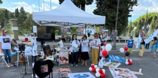 Grido globale per leggi severissime contro la tortura animale: anche l’Italia scende in piazza